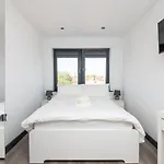 73 East Parade, Cherry Tree Modern 3-bed Duplex In With 75 Inch Tv - Pass The Keys