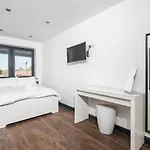 Daire 73 East Parade, Cherry Tree Modern 3-bed Duplex In With 75 Inch Tv - Pass The Keys