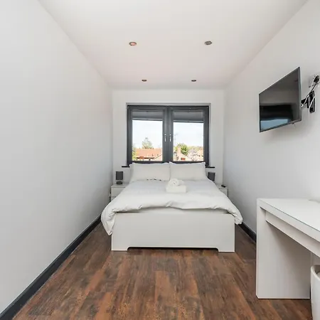 73 East Parade, Cherry Tree Modern 3-bed Duplex In With 75 Inch Tv - Pass The Keys Διαμέρισμα Γιορκ