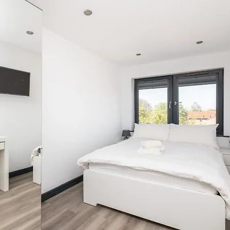 73 East Parade, Cherry Tree Modern 3-bed Duplex In With 75 Inch Tv - Pass The Keys Διαμέρισμα *